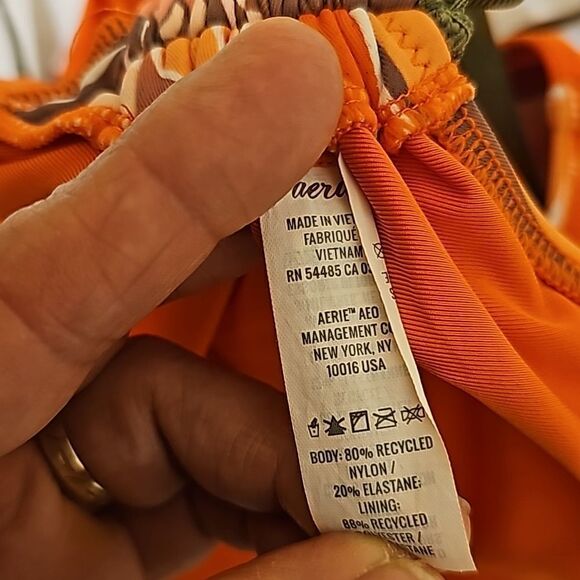 Aerie Printed Ruched Keyhole One Piece Swimsuit small - Picture 9 of 9